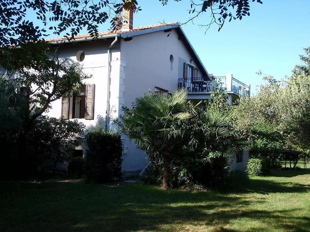 Apartments Miri Zambratija  0*, Zambratija (Istria)