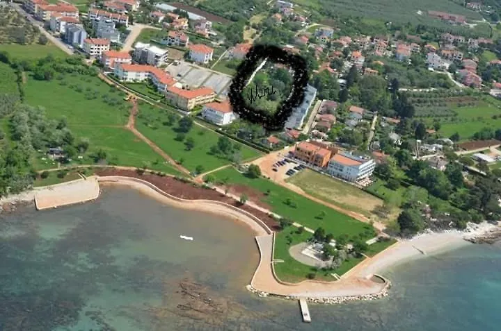 Apartments Miri Zambratija  Kroatien